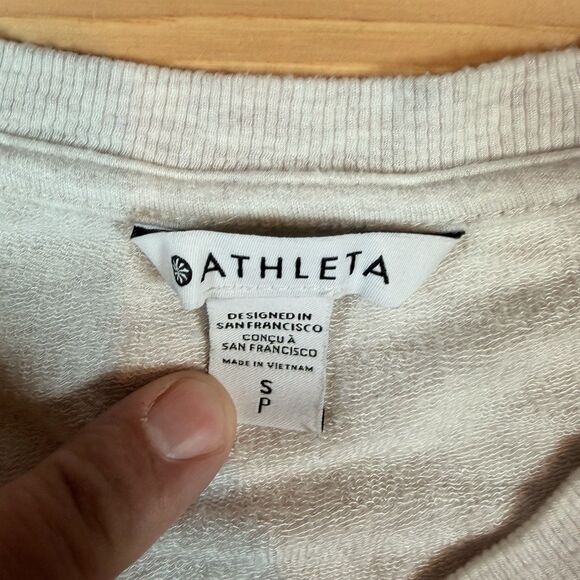 Athleta Long Sleeve Top Size Small Thumb Holes Stretchy Athletic White - Picture 2 of 5